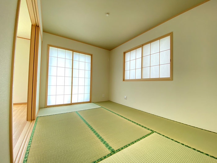 ブログ2022.11　自然素材の家に彩りを添える「和紙」　和紙を住まいに取り入れる